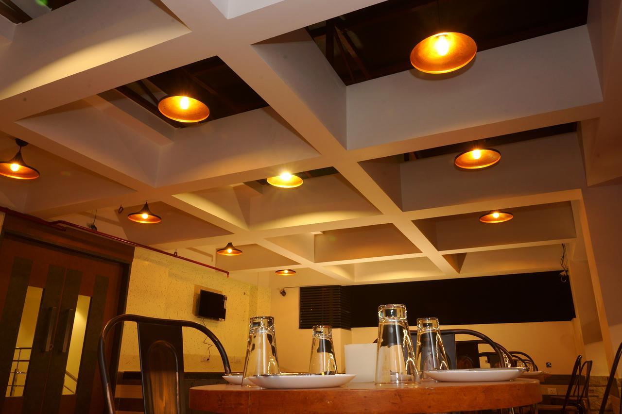 Amalfi Grand Patna (Bihar) Quarto foto