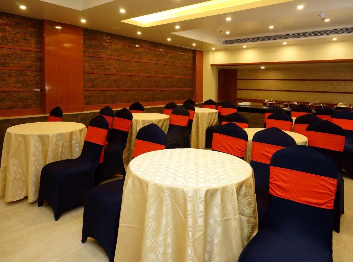 Amalfi Grand Patna (Bihar) Quarto foto